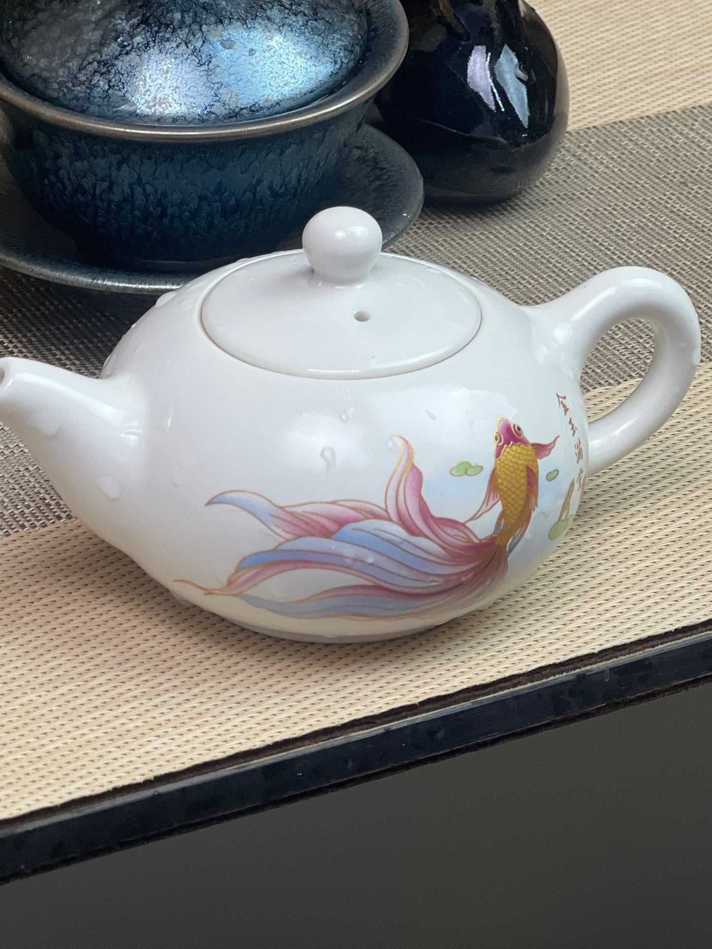 Lou's recommends Tea Pot 7.17