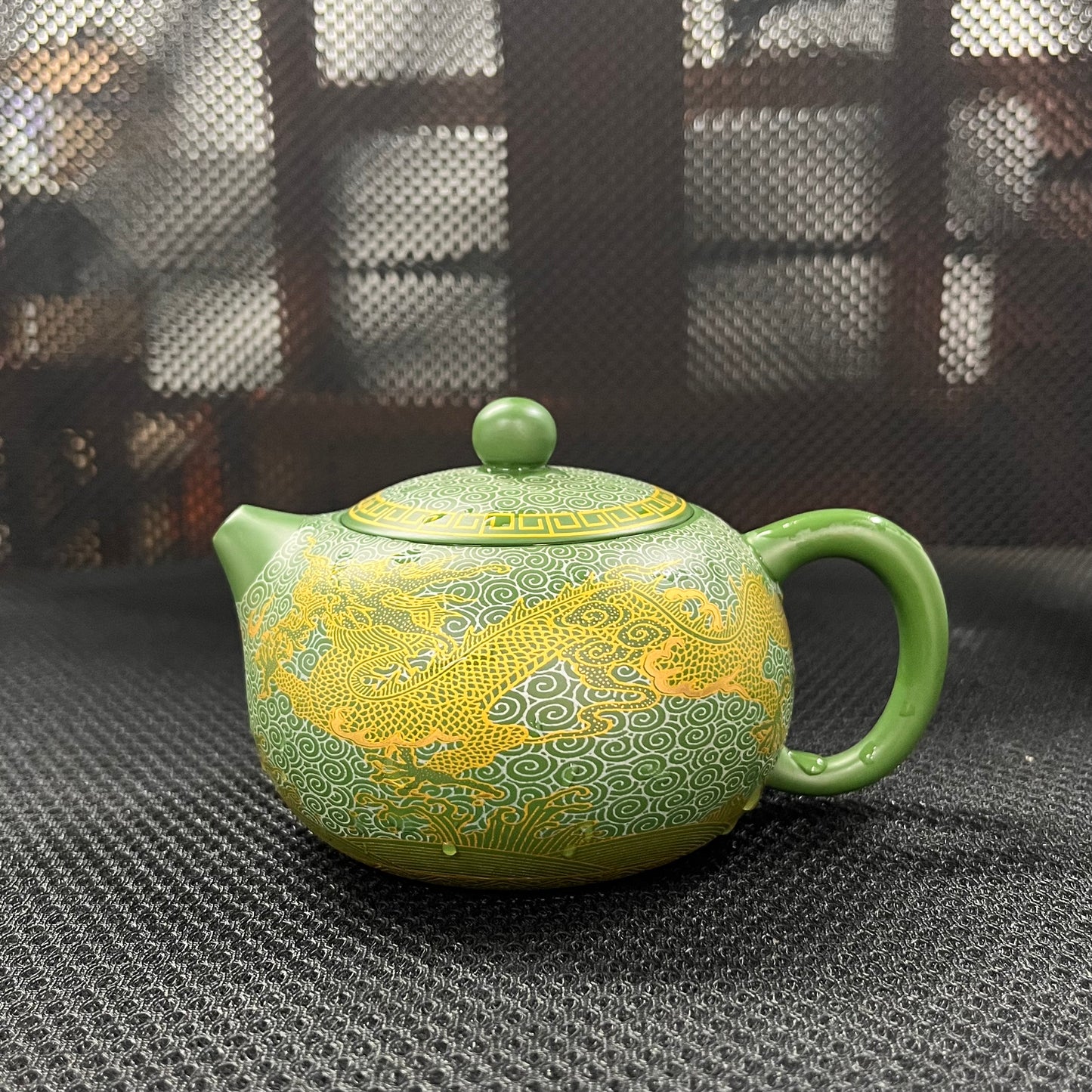 Lou's recommends Tea Pot 7.17