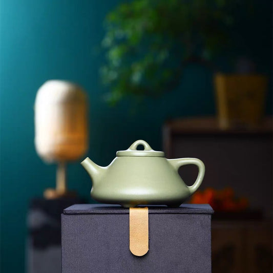 Yixing zishahu raw ore bean green sand mud smelting stone ladle pot