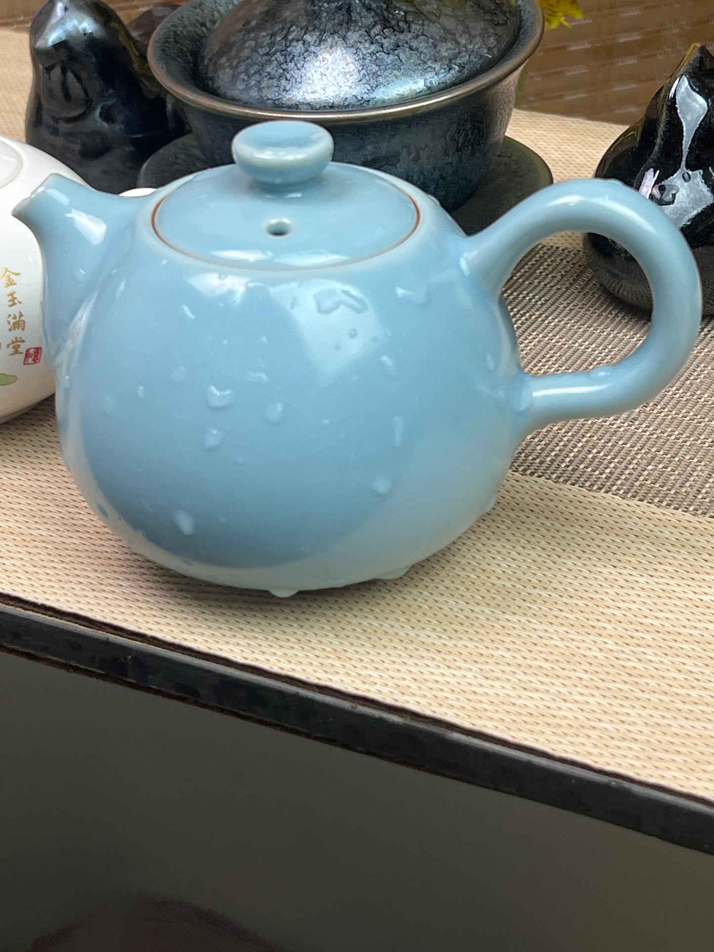 Lou's recommends Tea Pot  7.17